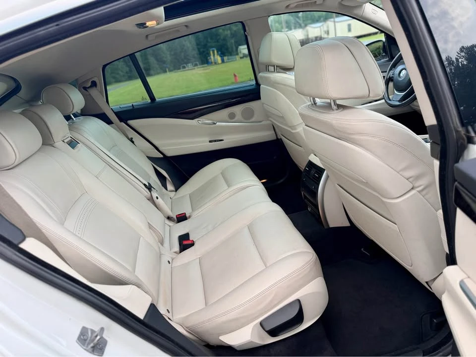2017 BMW 5 Series - Image 17 of 19