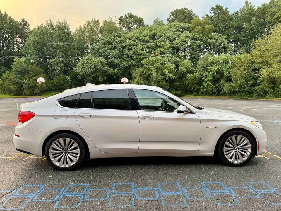 2017 BMW 5 Series - Image 2 of 20