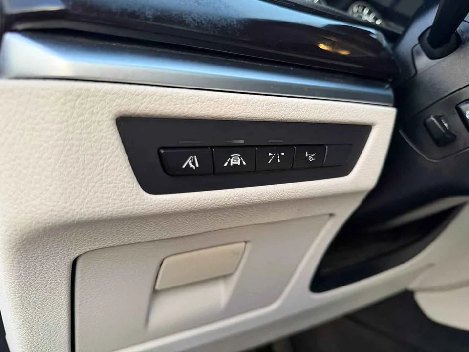 2017 BMW 5 Series - Image 17 of 20