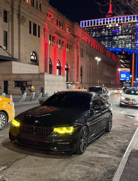 2017 BMW G30 5 Series Sedan - Image 2 of 12