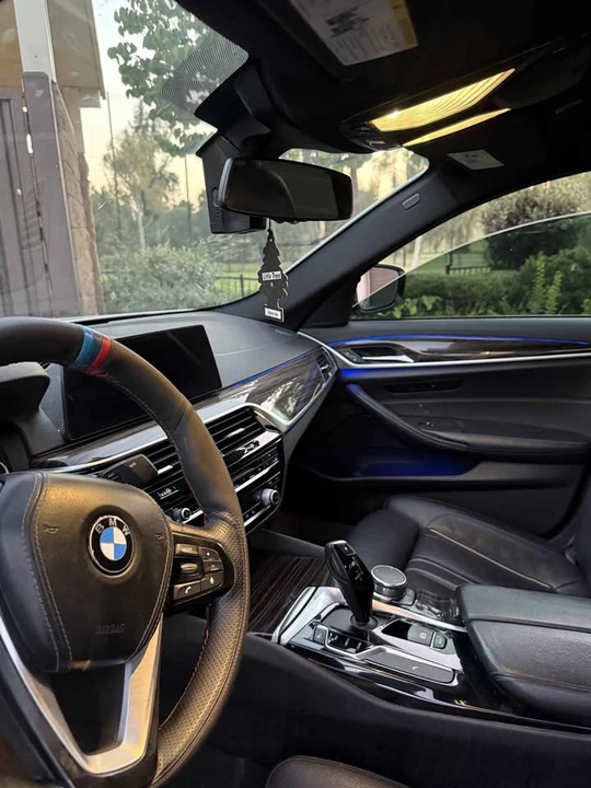 2017 BMW G30 5 Series Sedan - Image 15 of 17