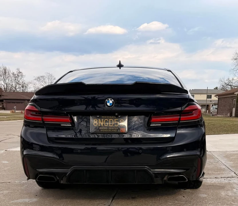 2017 BMW 5 Series - Image 4 of 11