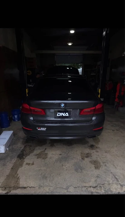 2017 BMW G30 5 Series Sedan - Image 2 of 7