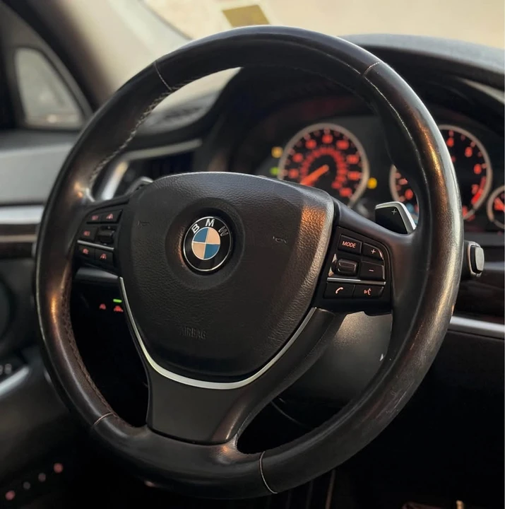 2017 BMW 5 Series - Image 4 of 7