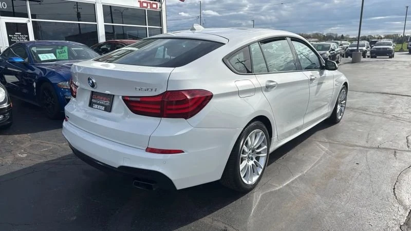 2017 BMW 5 Series - Image 6 of 11