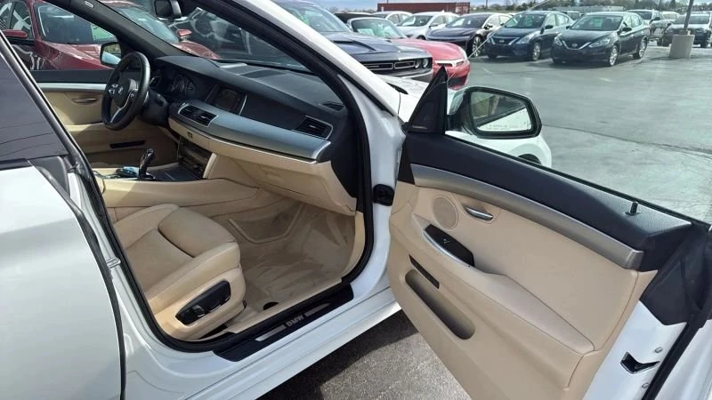 2017 BMW 5 Series - Image 4 of 11