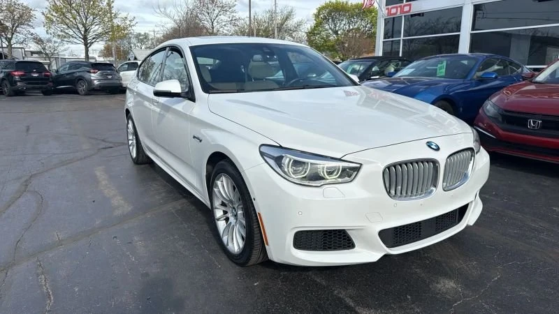 2017 BMW 5 Series - Image 2 of 11
