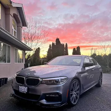 2017 BMW 5 Series 540i
