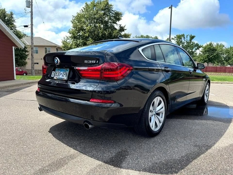 2017 BMW 5 Series - Image 9 of 20