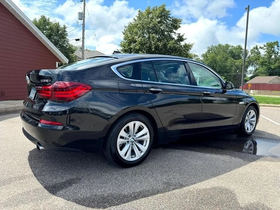 2017 BMW 5 Series - Image 10 of 20