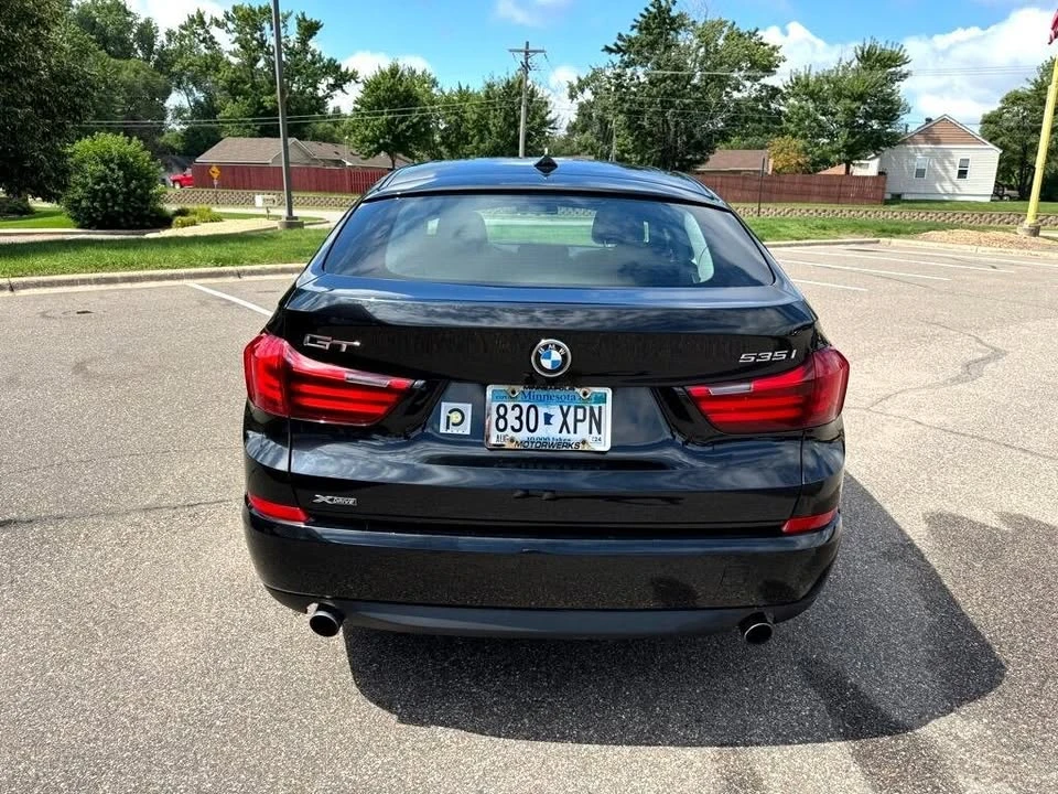 2017 BMW 5 Series - Image 8 of 20