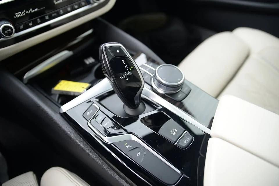 2017 BMW 5 Series - Image 20 of 20