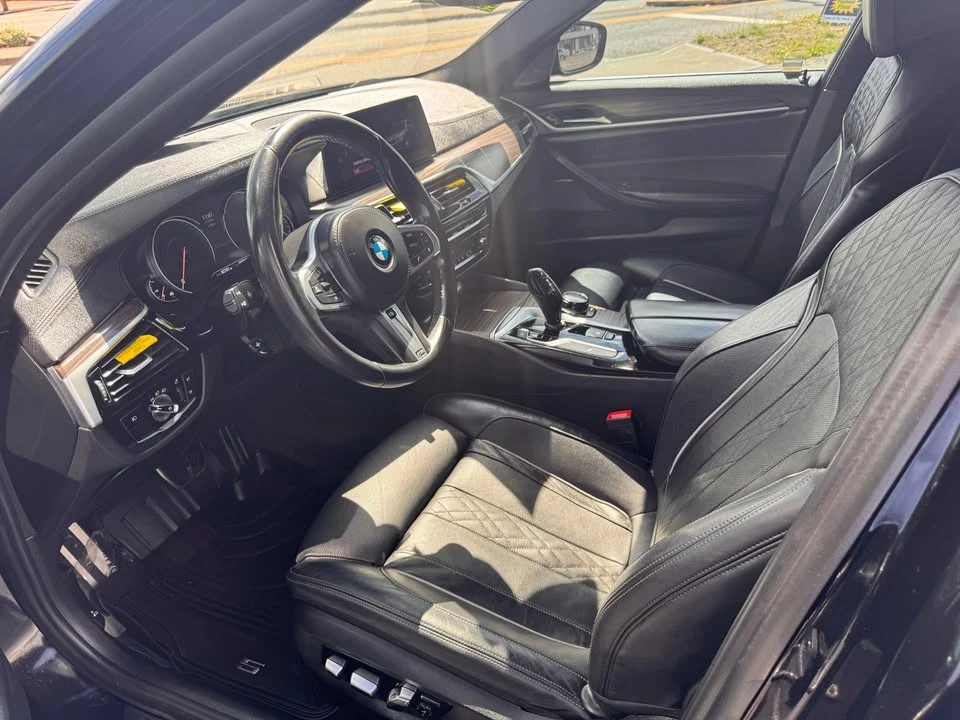2017 BMW 5 Series - Image 15 of 20