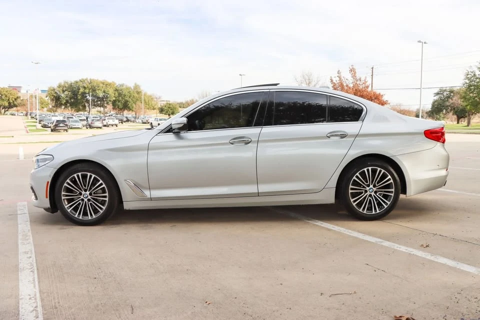 2017 BMW 5 Series - Image 4 of 19