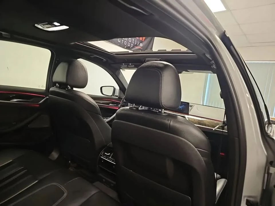 2017 BMW 5 Series - Image 15 of 19