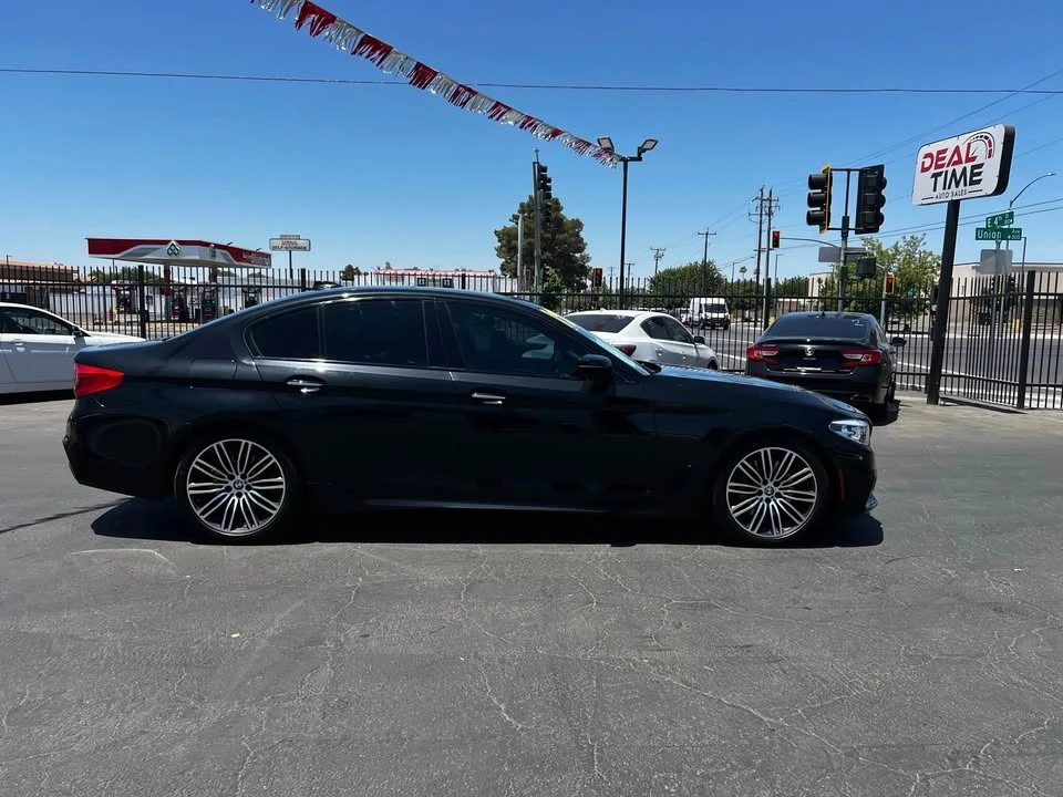 2017 BMW 5 Series - Image 3 of 20