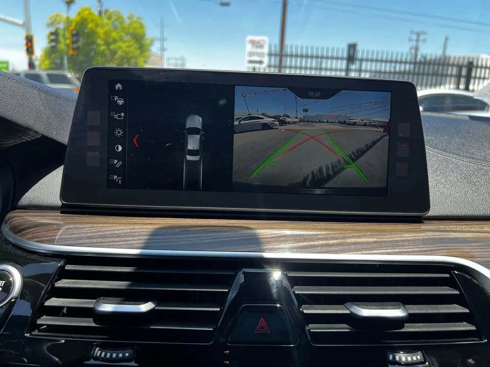2017 BMW 5 Series - Image 13 of 20