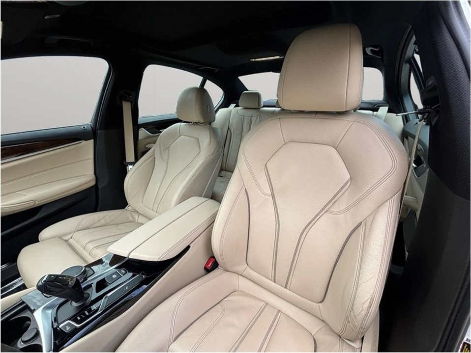 2017 BMW 5 Series - Image 19 of 20