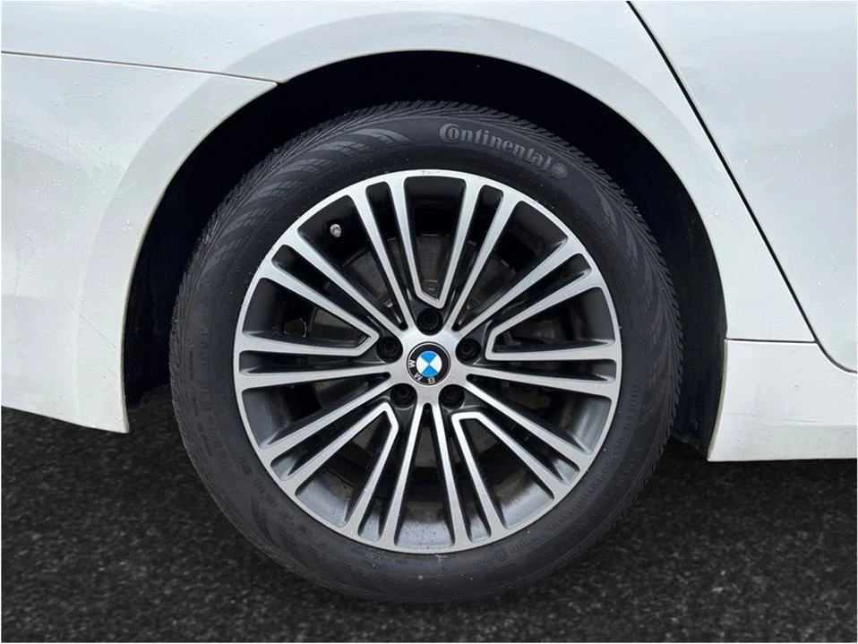 2017 BMW 5 Series - Image 15 of 20