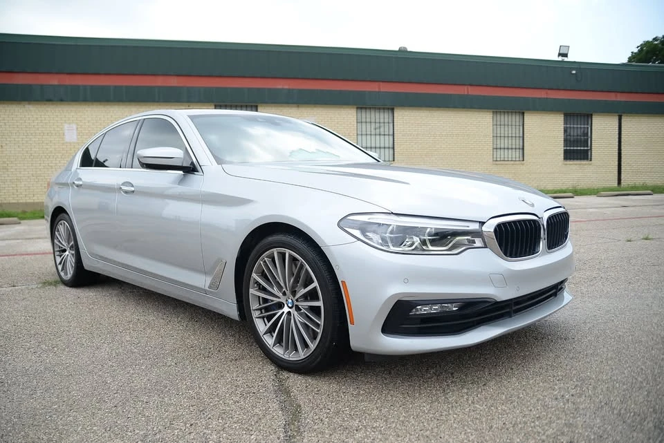 2017 BMW 5 Series - Image 9 of 18