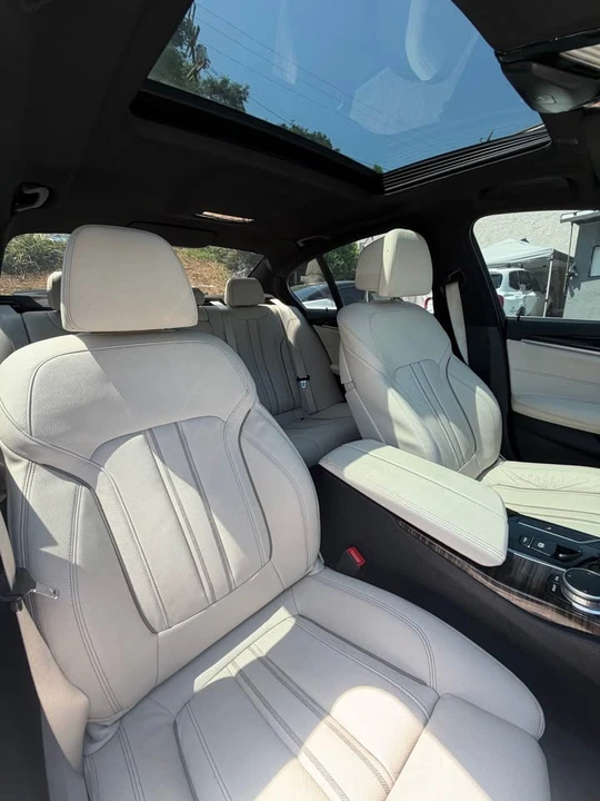 2017 BMW 5 Series - Image 3 of 5