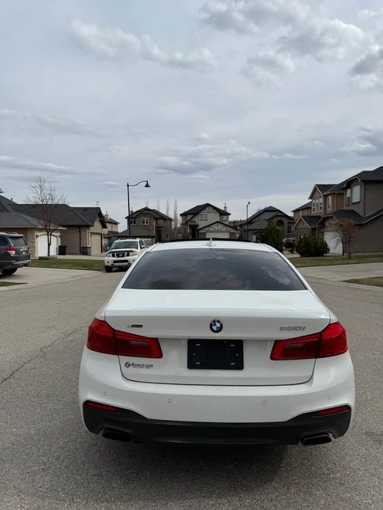 2017 BMW 5 Series - Image 9 of 17