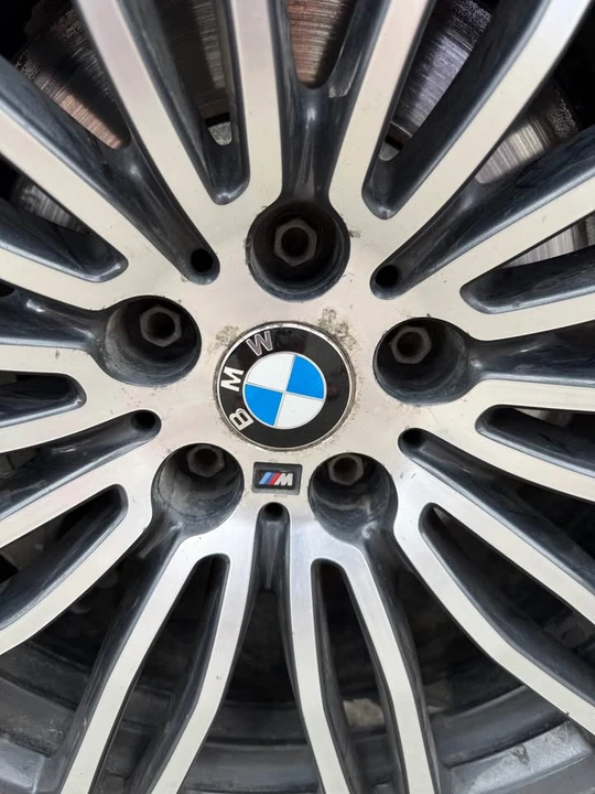 2017 BMW 5 Series - Image 13 of 17