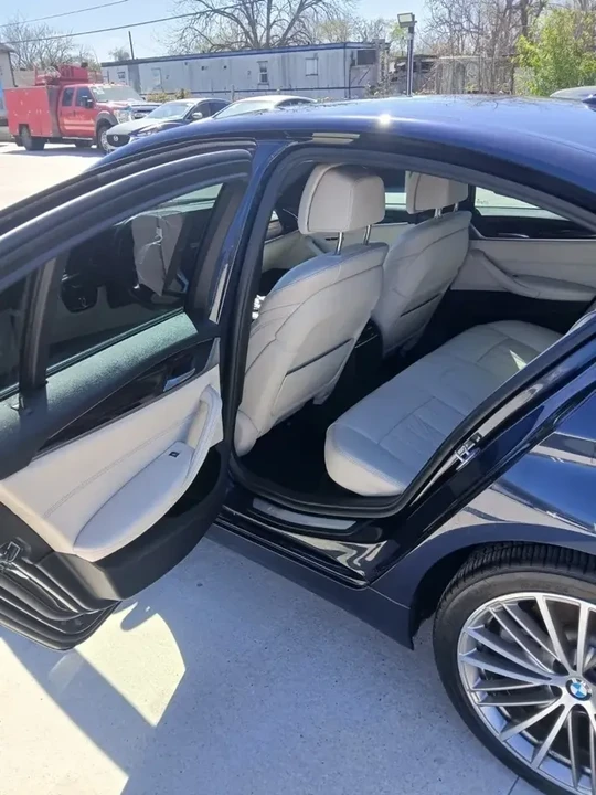2017 BMW 5 Series - Image 10 of 17