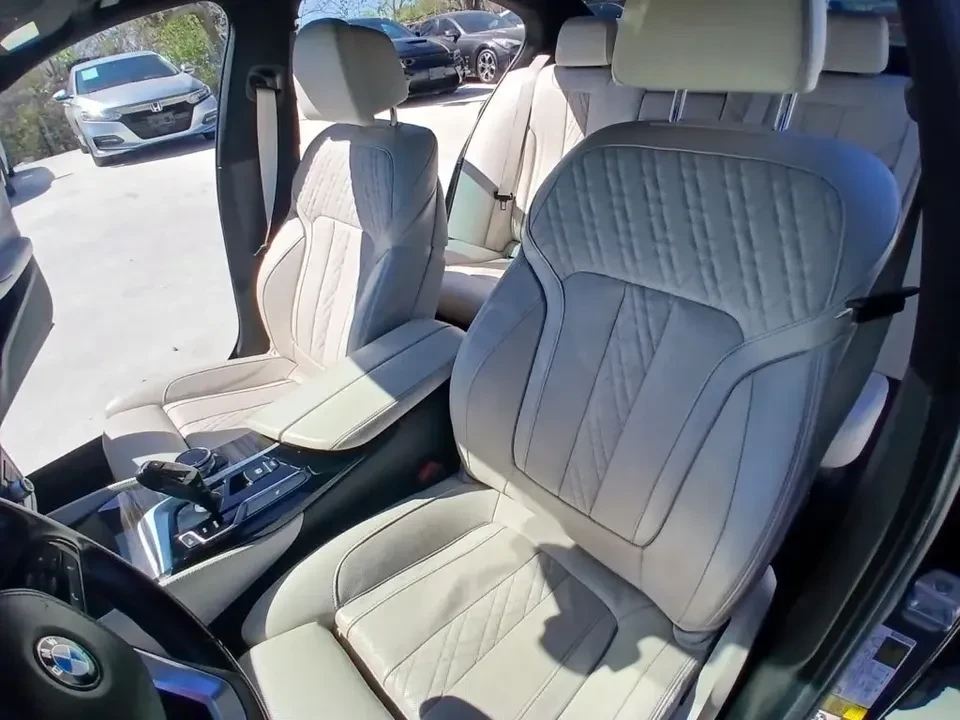 2017 BMW 5 Series - Image 14 of 17