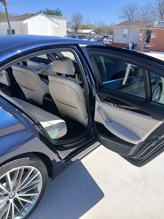2017 BMW 5 Series - Image 12 of 17