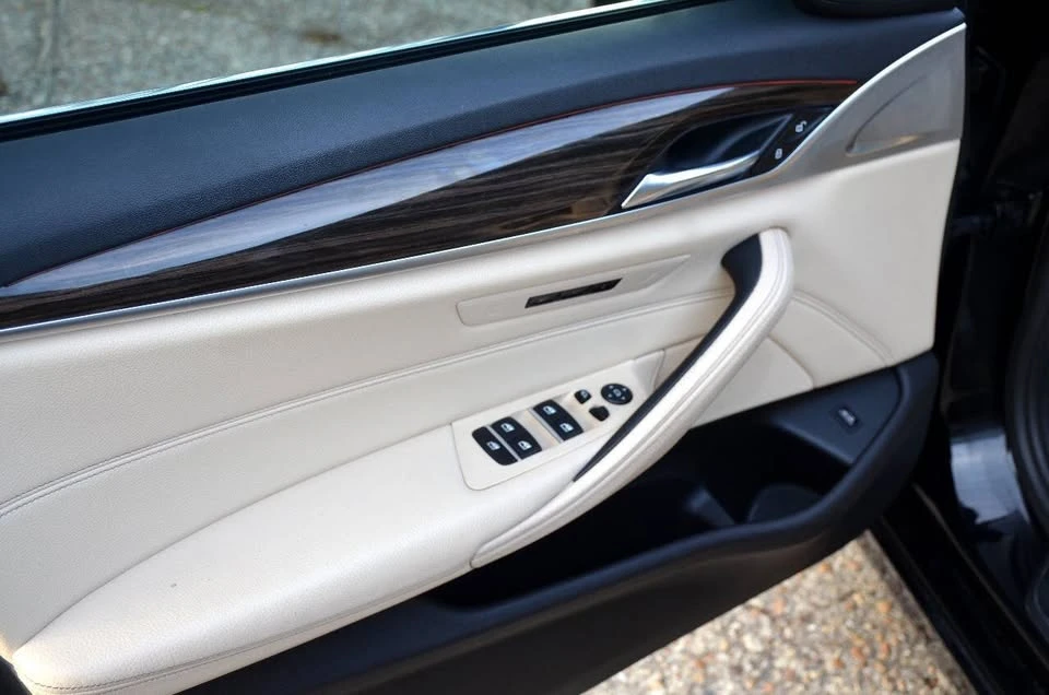 2017 BMW G30 5 Series Sedan - Image 11 of 20