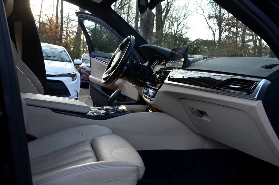 2017 BMW G30 5 Series Sedan - Image 14 of 20