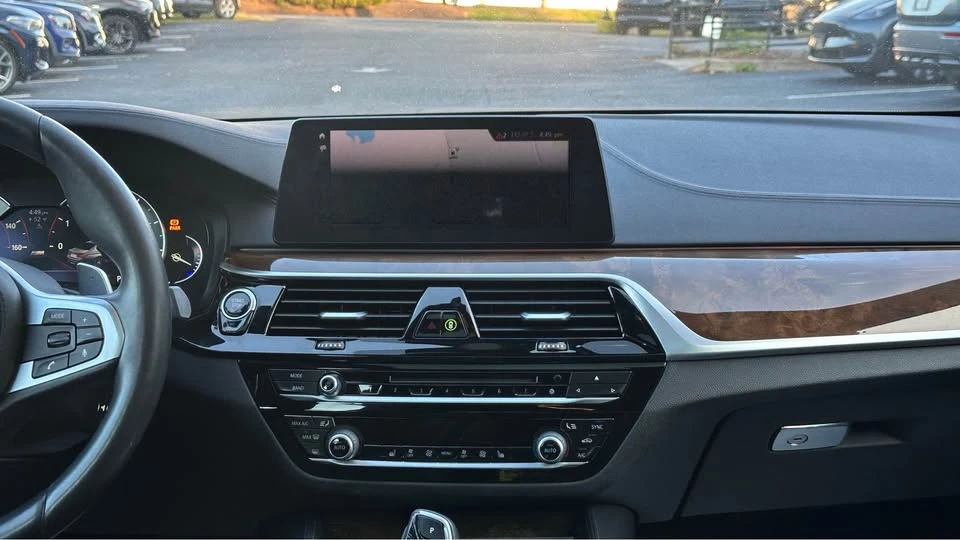2017 BMW G30 5 Series Sedan - Image 14 of 19