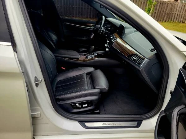 2017 BMW G30 5 Series Sedan - Image 11 of 19