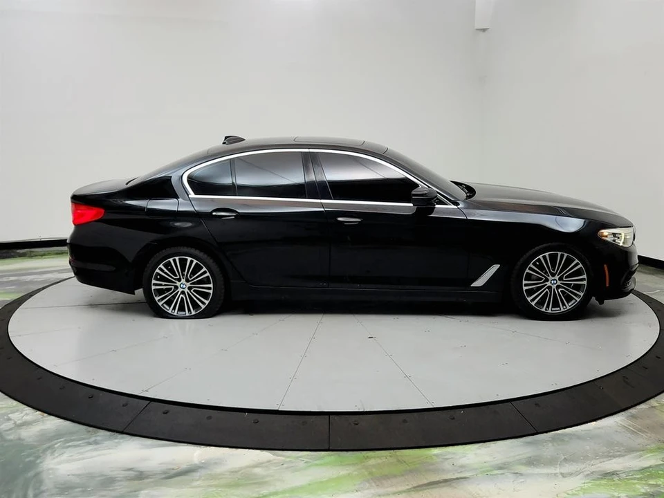 2017 BMW 5 Series - Image 4 of 21