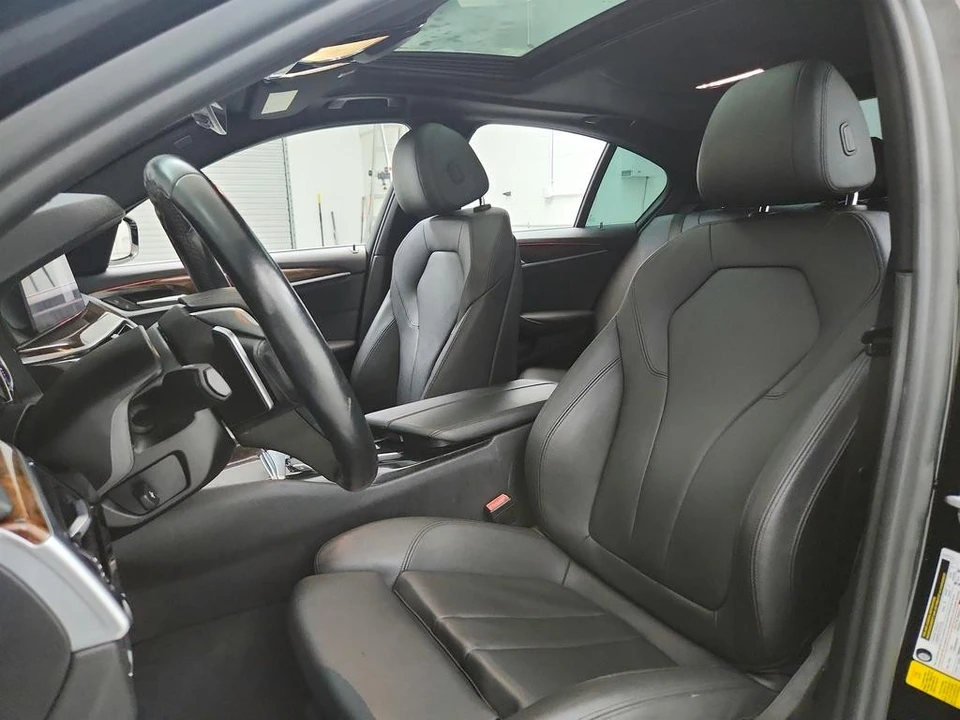 2017 BMW 5 Series - Image 14 of 21