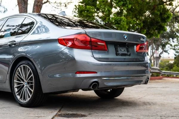 2017 BMW G30 5 Series Sedan - Image 6 of 11