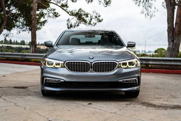 2017 BMW G30 5 Series Sedan - Image 2 of 11