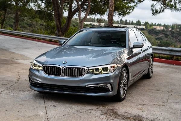 2017 BMW G30 5 Series Sedan - Image 3 of 11