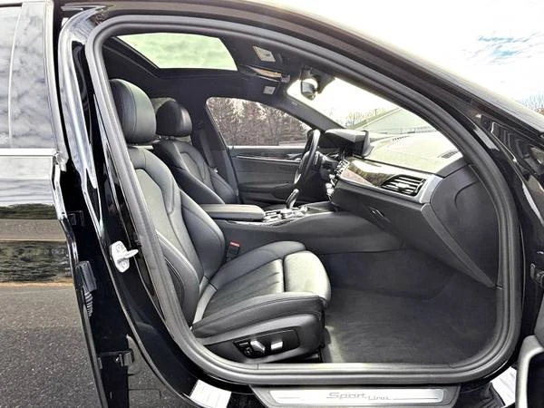 2017 BMW G30 5 Series Sedan - Image 14 of 17