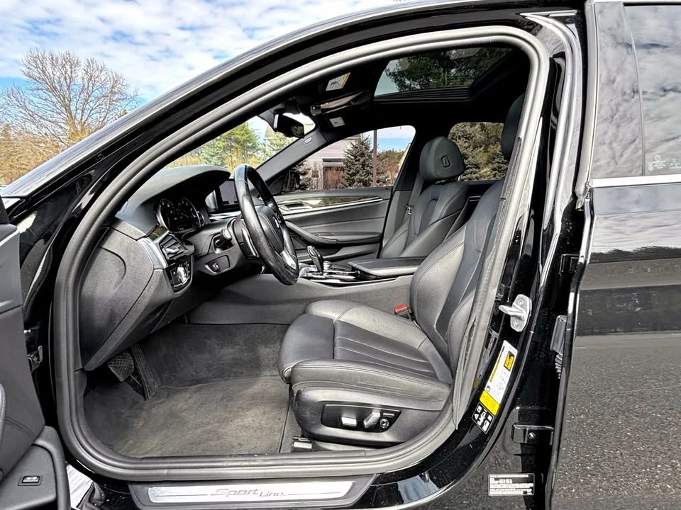 2017 BMW G30 5 Series Sedan - Image 10 of 17