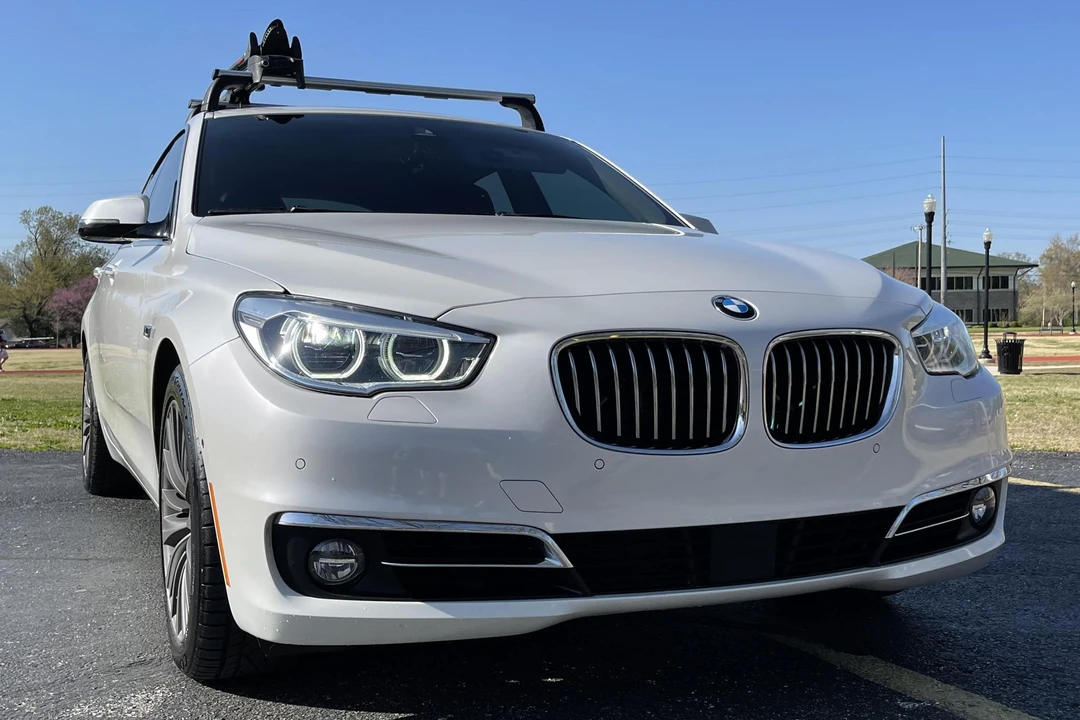 2017 BMW 5 Series - Image 2 of 31