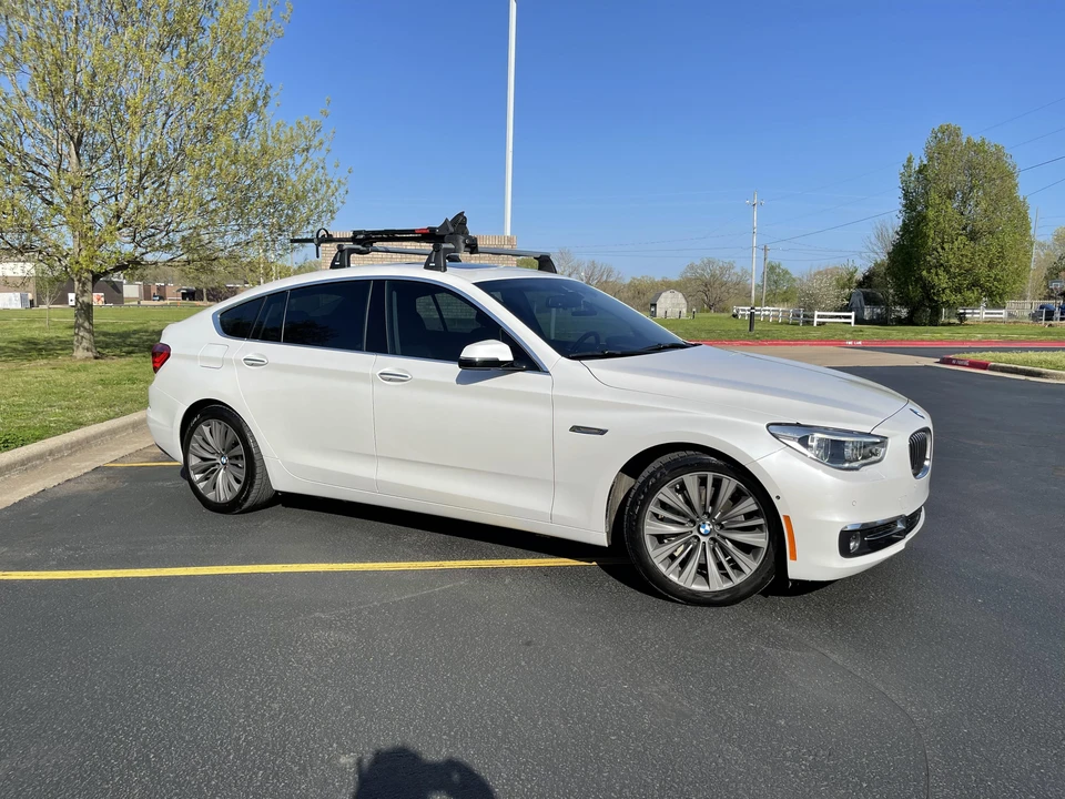2017 BMW 5 Series - Image 15 of 31