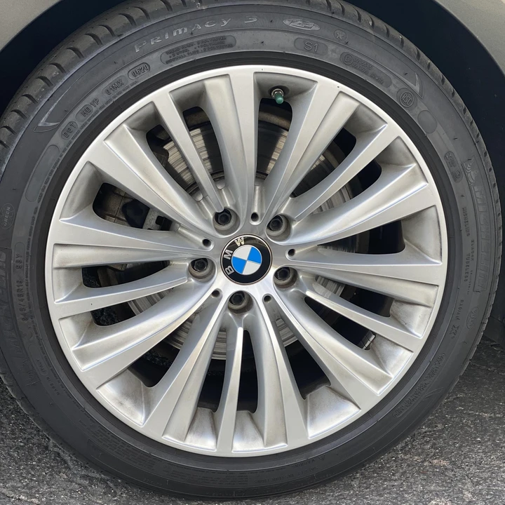 2017 BMW 5 Series - Image 29 of 31