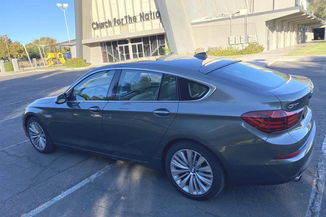 2017 BMW 5 Series - Image 8 of 31