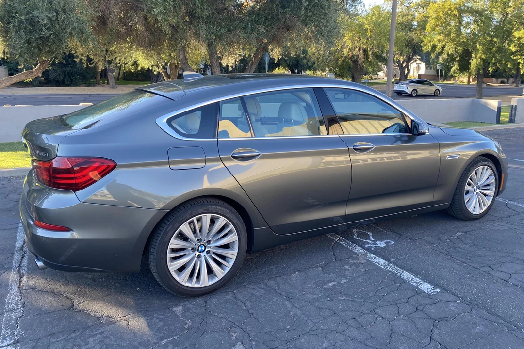 2017 BMW 5 Series - Image 4 of 31