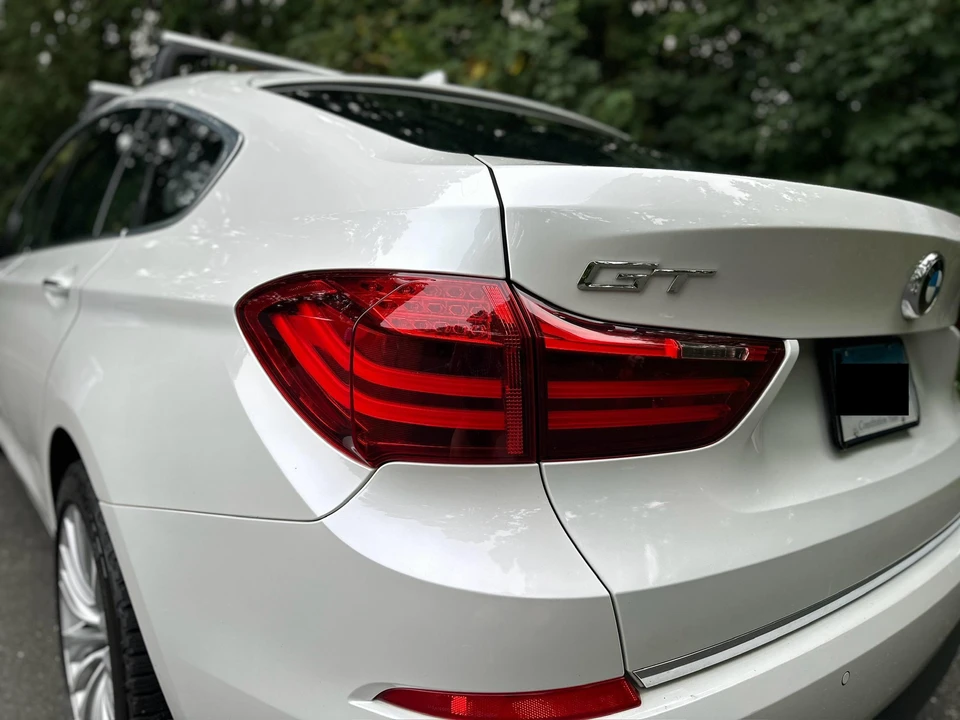 2017 BMW 5 Series - Image 19 of 31