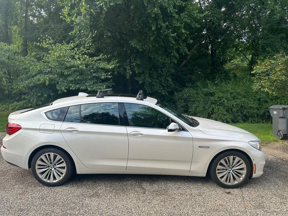 2017 BMW 5 Series - Image 10 of 31