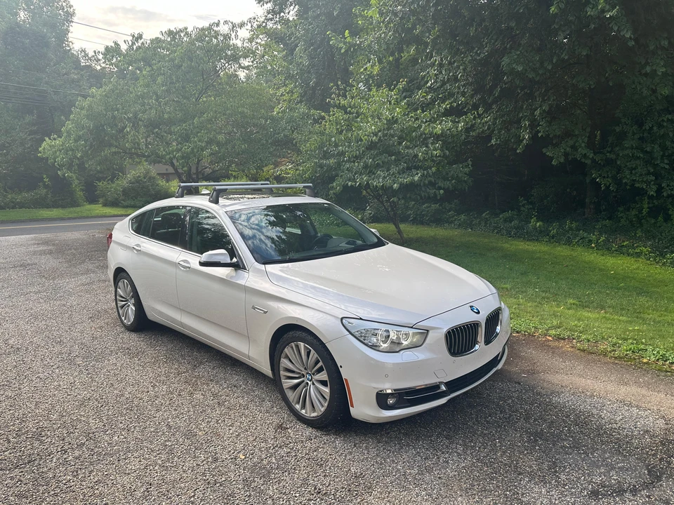 2017 BMW 5 Series - Image 13 of 31