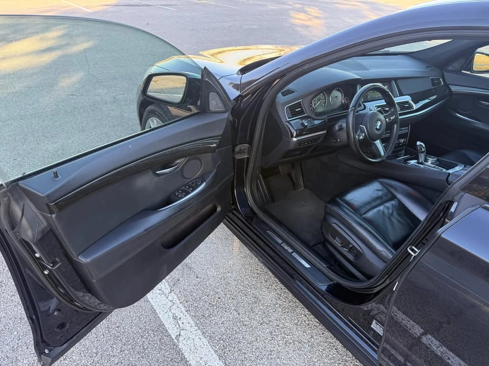 2017 BMW 5 Series - Image 10 of 15